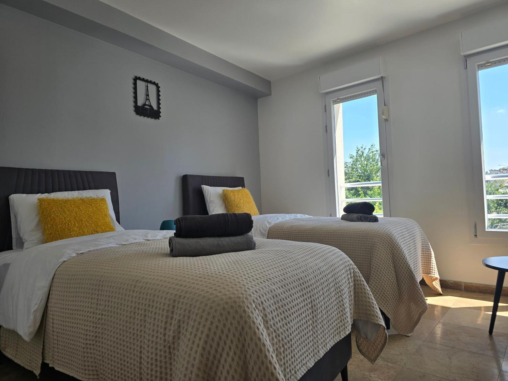 Appart'City Village Trappes Phòng bức ảnh